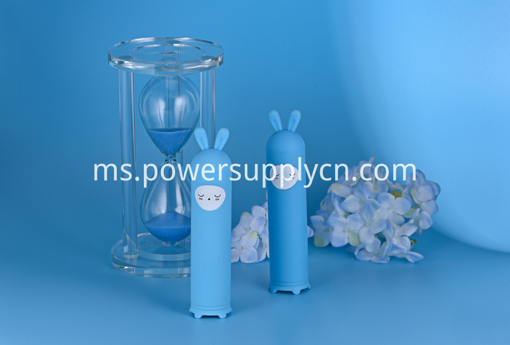 Promosi Silikon Penutup Hadiah Power Bank 2200mah 2400mah 2600mah Silicon Cover Promotion Gift Power Bank 2200mah 2400mah 2600mah